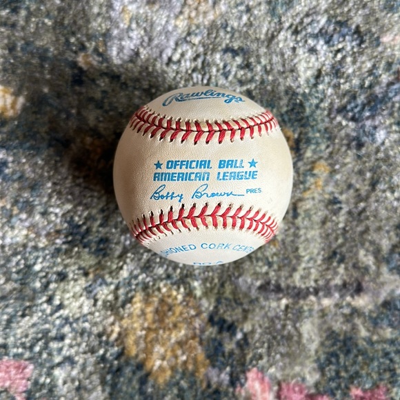 Autographed baseball by Cal Ripkin Jr. - Picture 2 of 4